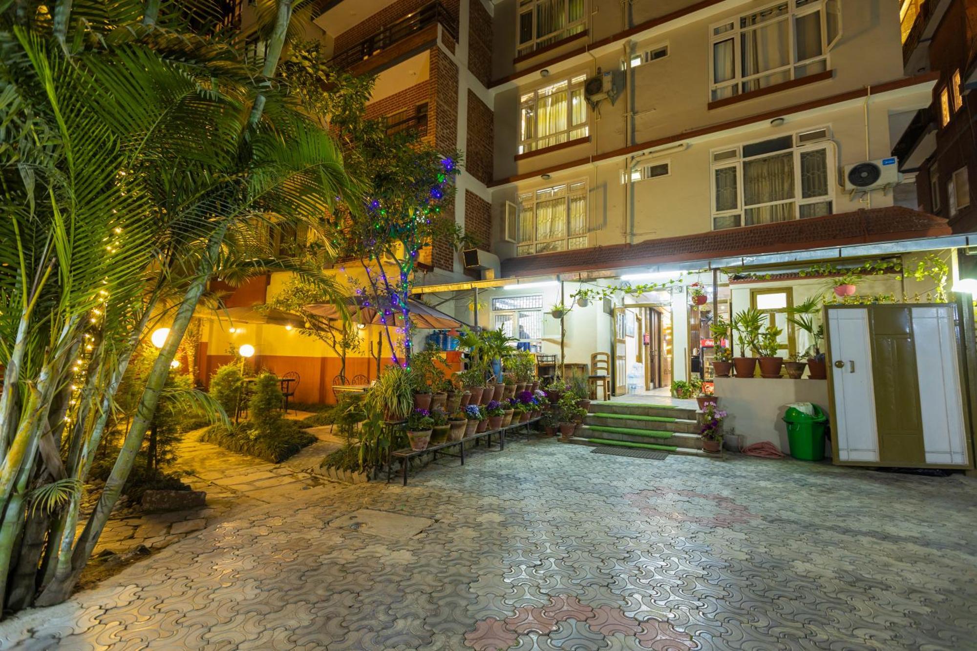 Hotel Sekai Katmandu Kültér fotó